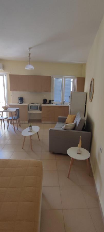 Nicol'S Apartment Ermoupoli Ngoại thất bức ảnh